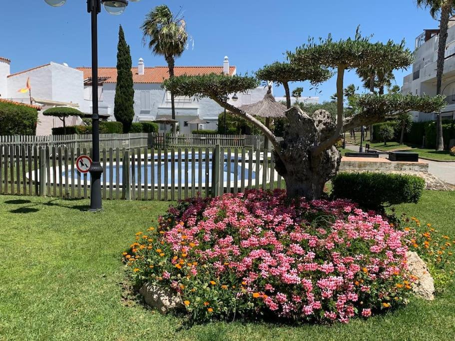 Apartamento Residencial De Golf Y Playa Cadiz Rota Exteriör bild
